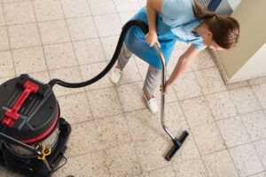 ¿Por qué es importante la limpieza en comunidades de vecinos?