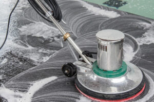 Consejos para mantener el mejor brillo de nuestros suelos