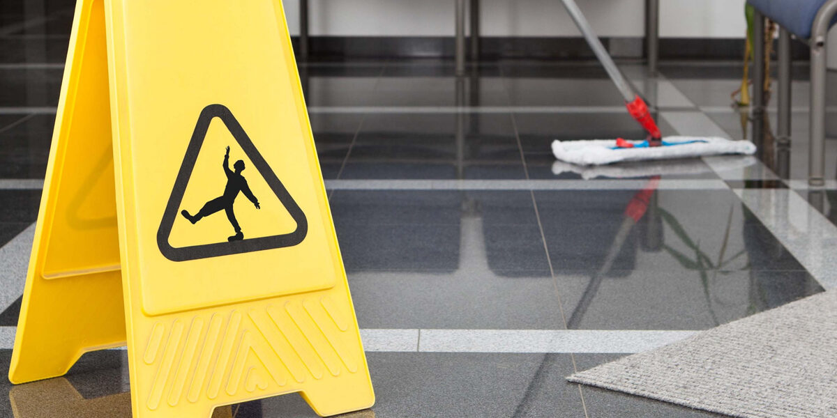 Las oficinas limpias son una necesidad para trabajar en un ambiente saludable